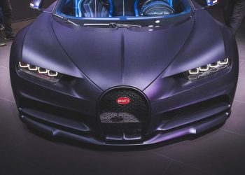 Siêu phẩm Bugatti Chiron Sport “110 Ans” nhân kỷ niệm 110 năm thành lập