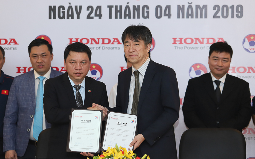 Honda Việt Nam là nhà tài trợ chính cho các Đội tuyển Bóng đá Quốc gia Việt Nam - 1