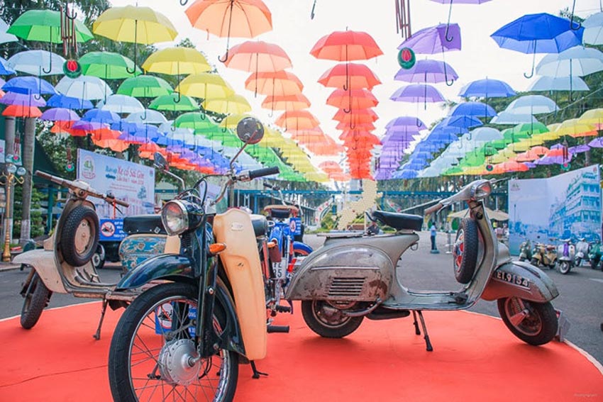 Ngày hội xe cổ Sài Gòn lần 2 tại Công viên Văn hóa Đầm Sen