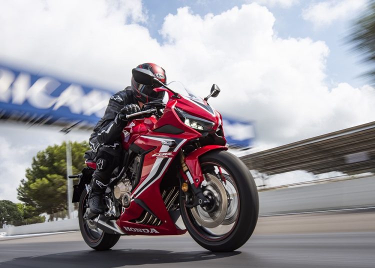 Bộ ba mô tô Honda phân khối lớn: CBR500R, CBR650R và CB500X - 01