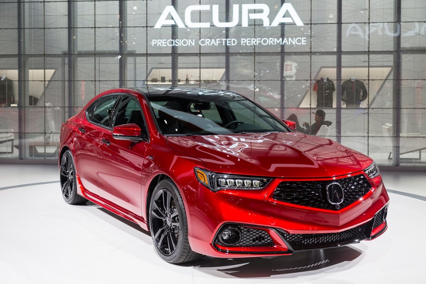 Thương hiệu cao cấp Acura của Honda giới thiệu Phiên bản PMC mới của mẫu xe TLX, sẽ được chế tạo thủ công tại Trung tâm Sản xuất hiệu suất cao Performance Manufacturing Center của công ty ở Ohio, cùng với siêu xe NSX