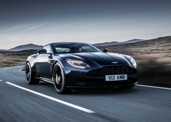 Aston Martin bắt đầu nhận đơn đặt hàng cho dòng xe DB11 AMR tại Việt Nam 1