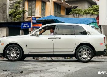 Rolls-Royce Culliman giá hơn 41 tỷ đồng đầu tiên về Việt Nam - 04