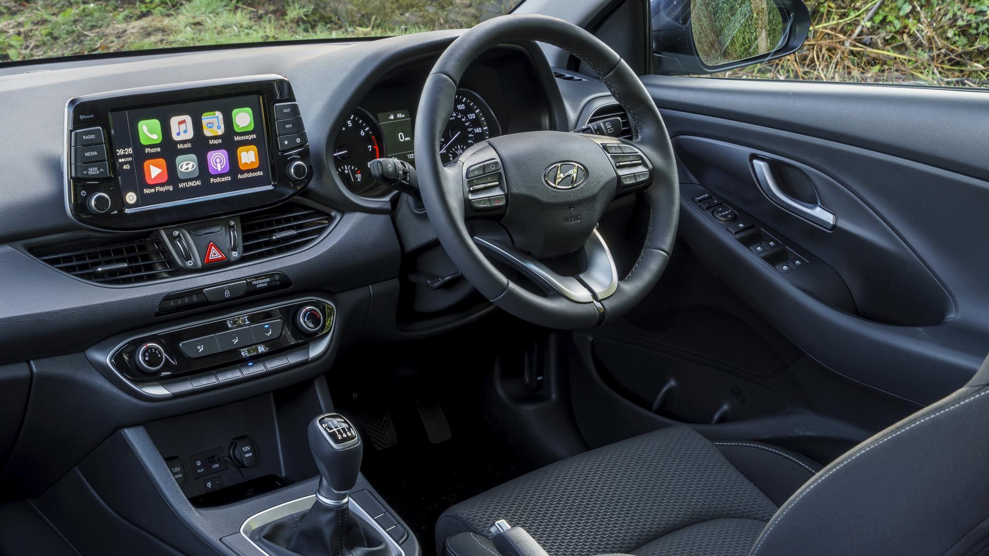 Hatchback i30 của Hyundai vượt mức doanh số 1 triệu xe ở châu Âu - 05