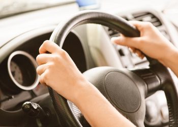 9 kỹ thuật lái xe tuyệt vời giúp bạn lái xe an toàn hơn 1