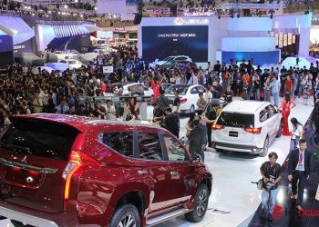 Xe nhập khẩu vào Việt Nam tăng mạnh