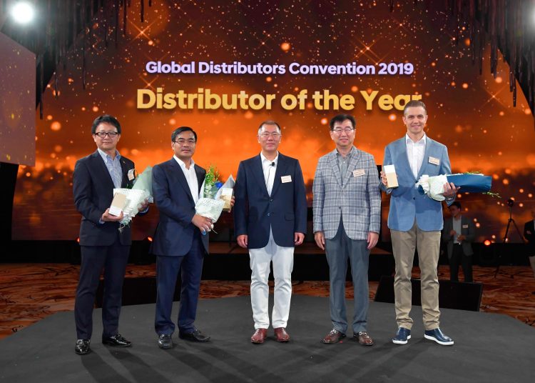 Hyundai Thành Công lần 3 liên tiếp nhận giải thưởng "Nhà phân phối toàn cầu của năm"