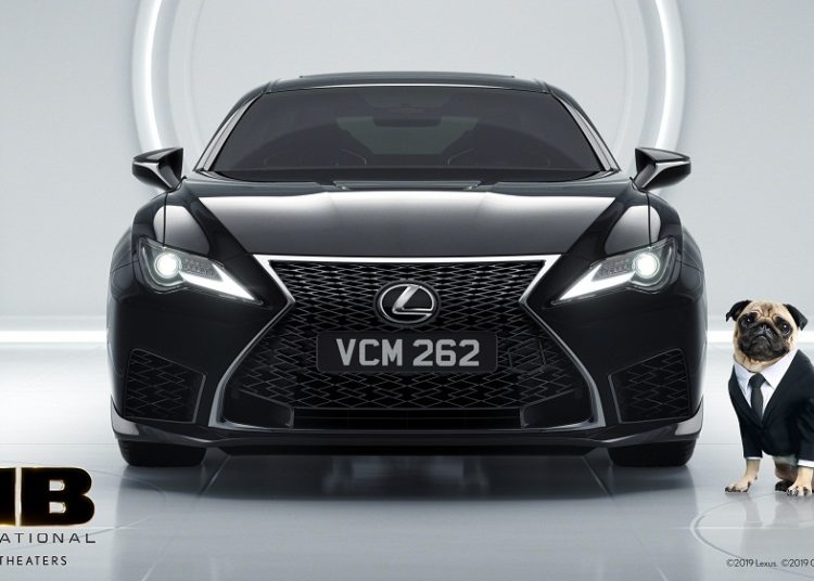 Công chiếu phim bom tấn "MIB" siêu đặc vụ áo đen với siêu xe thể thao Lexus RC F