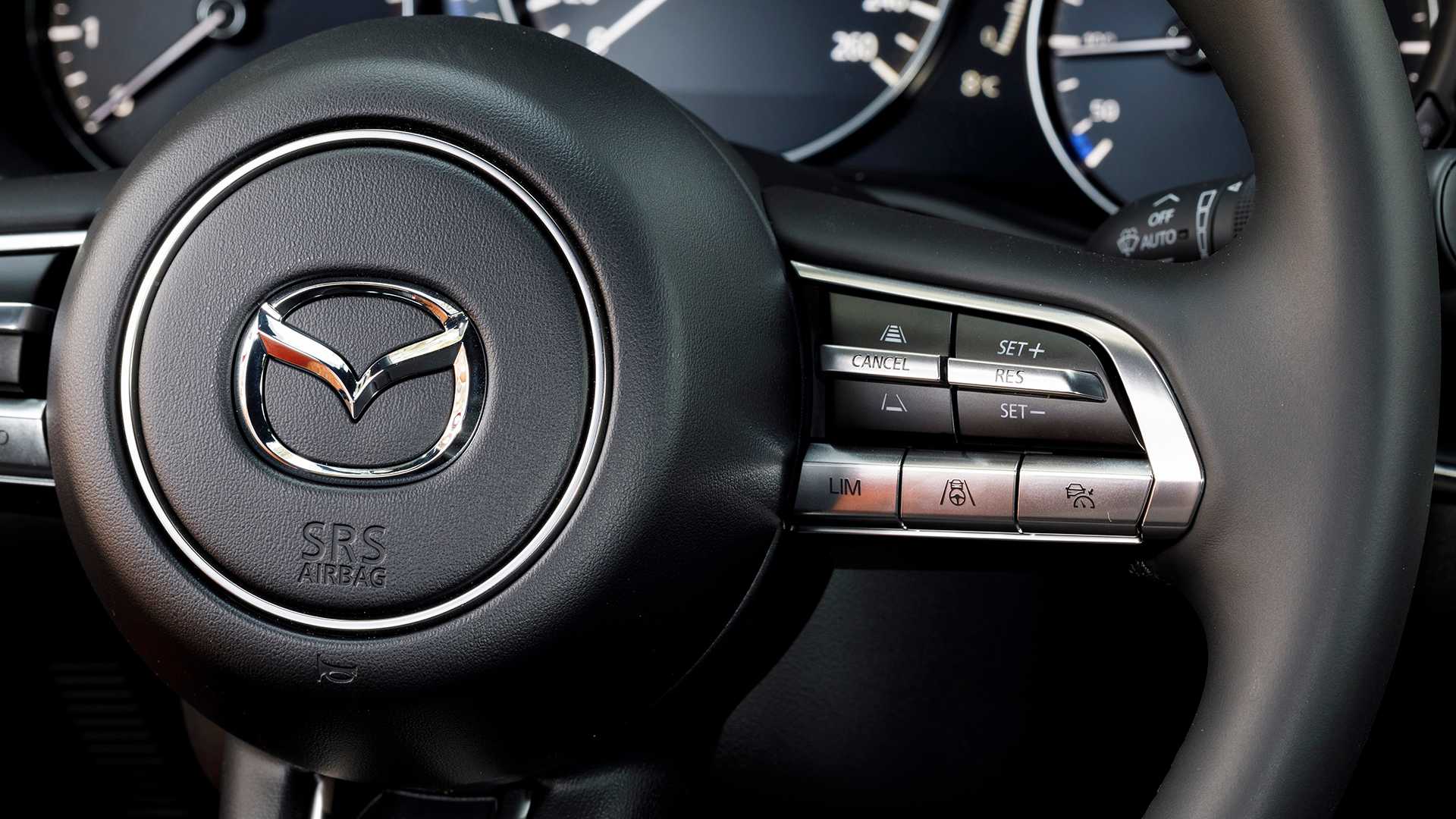 Mazda3 – sự lựa chọn lý tưởng cho dòng hatchback cỡ nhỏ - 21