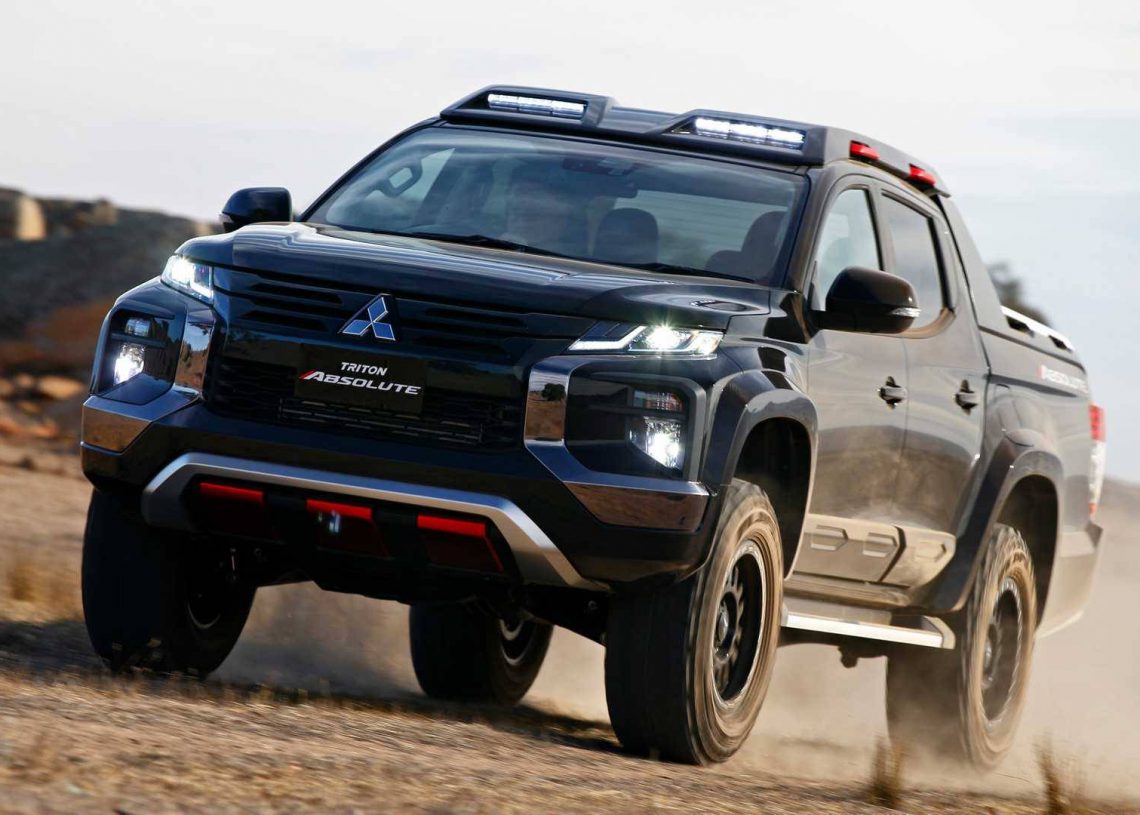 Mitsubishi Triton Absolute cạnh tranh với đối thủ Ford Ranger Raptor - 4