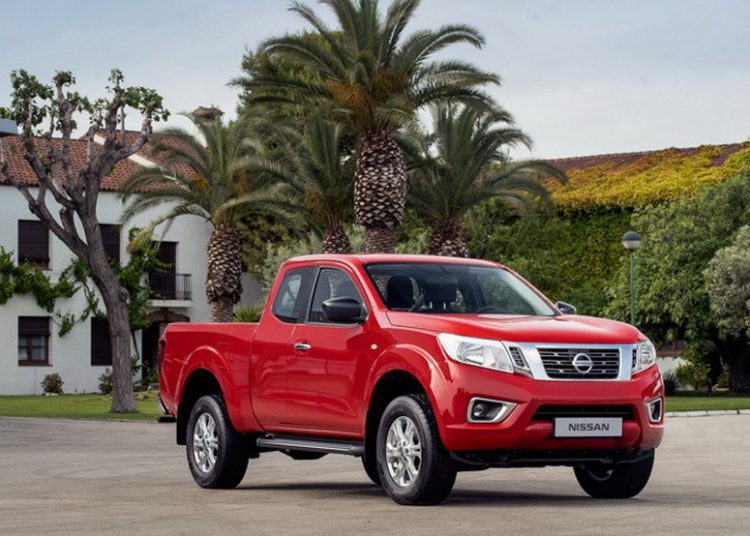 Mẫu xe bán tải Nissan Navara 2020 ra mắt tại thị trường Anh 9