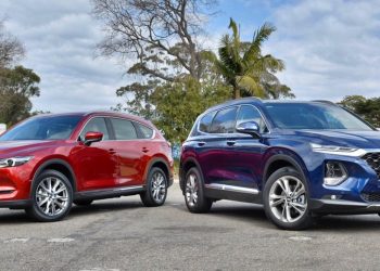 Mazda CX-8 dài hơn nhưng hẹp hơn Hyundai SantaFe - 0