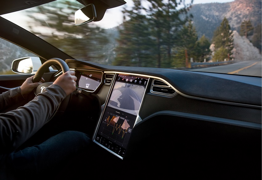 Hệ thống tự lái Autopilot của Tesla có thực sự an toàn? - 4
