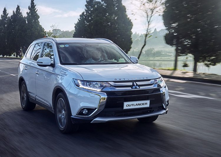 Bảng giá xe Mitsubishi tháng 6-2019: Mitsubishi Outlander giảm đến 51,5 triệu đồng 1