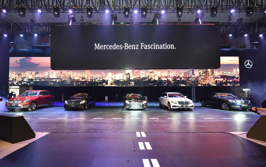 Khai mạc triển lãm Mercedes-Benz Fascination 2019 tại Hà Nội - 0
