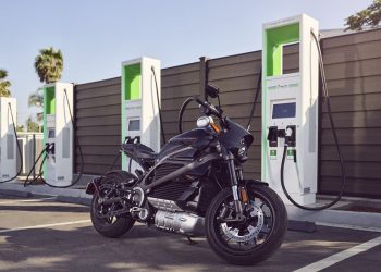 Electrify America hợp tác Harley-Davidson cung cấp sạc điện miễn phí - 1