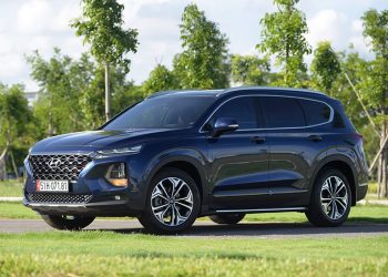 Hyundai SantaFe lần đầu vào Top 10 xe bán chạy nhất Việt Nam