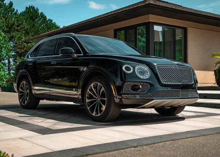 SUV siêu sang Bentley Bentayga phiên bản bọc thép - 12