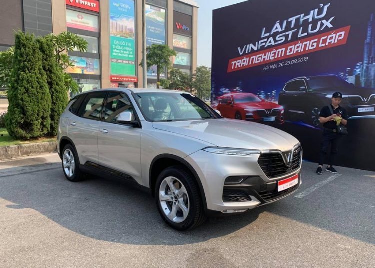 Giá xe Vinfast tăng thêm từ 1/10/2019 - 1