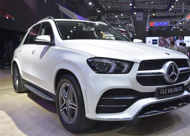Cận cảnh Mercedes GLE 450 4MATIC mới giá 4,369 tỉ đồng ra mắt tại VMS 2019 - 30