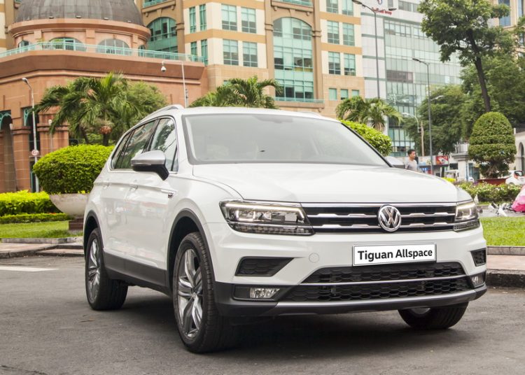 Volkswagen tặng 1 năm bảo hiểm vật chất và bảo dưỡng cho khách mua xe Tiguan Allspace Highline