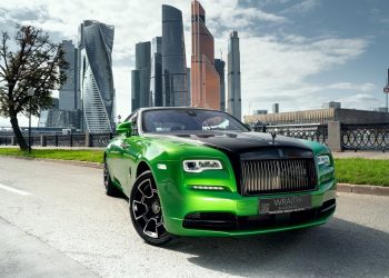 Bộ sưu tập Wraith Black & Bright của Rolls-Royce tỏa sáng tại Moscow - 2