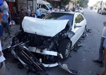 Siêu xe Mercedes S450 tai nạn nát đầu: Hãng cắt bỏ CPA plus hay Cục Đăng kiểm không cấp phép? - 2