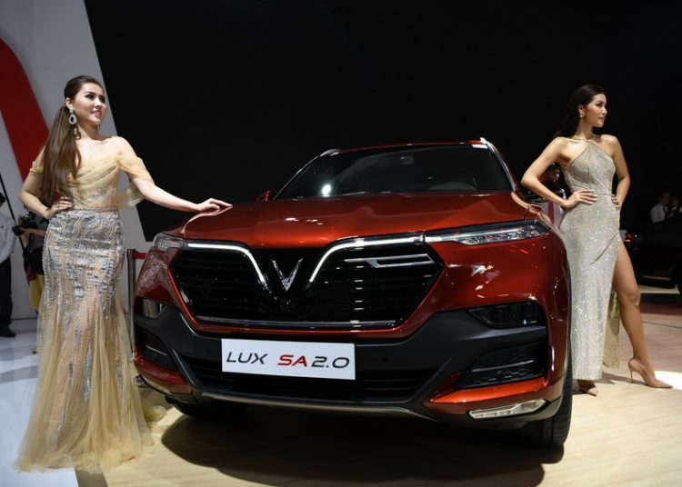 [VMS 2019] VinFast trưng bày 3 dòng xe Lux SA2.0, Lux A2.0 và Fadil tại Vietnam Motor Show 2019