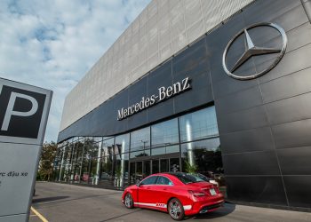Khai trương showroom Mercedes-Benz đạt chuẩn MAR2020 đầu tiên tại Việt Nam