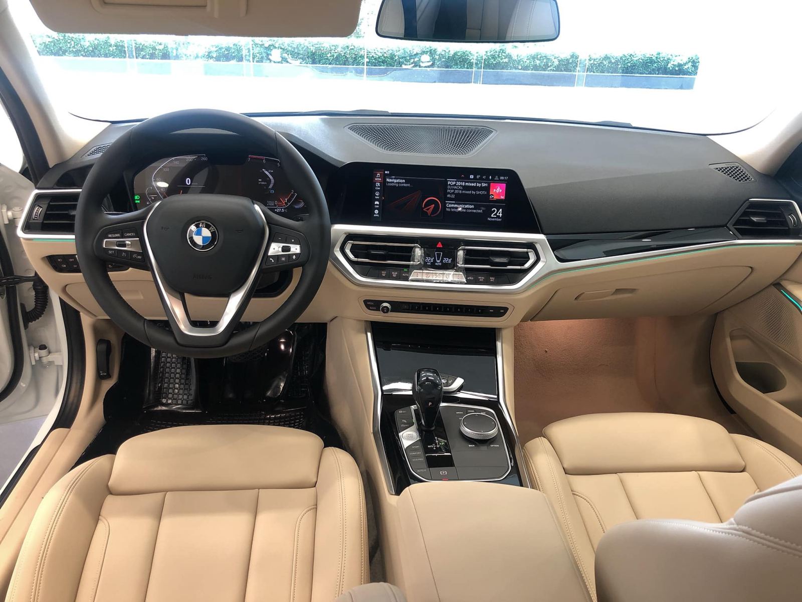 BMW 330i Sport-Line giá rẻ hơn 200 triệu khi về Việt Nam - 006