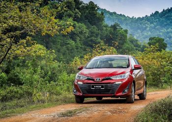 Cuối năm, Toyota Việt Nam ưu đãi lên đến 100 triệu đồng cho khách hàng mua xe lắp ráp trong nước