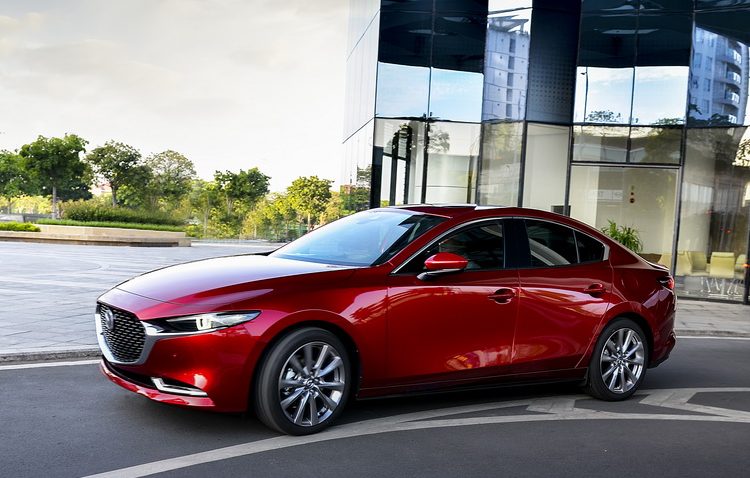 Photo | Vẻ đẹp “Car As Art” của Mazda3 sedan mới vừa ra mắt tại Việt Nam