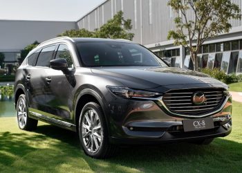 THACO nhận đặt cọc Mazda CX-8 phiên bản Deluxe có giá 1,149 tỷ đồng - 1
