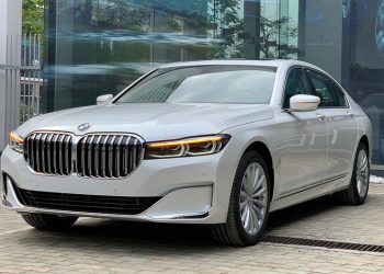 Cận cảnh BMW 740Li 2020 giá 5,6 tỷ đồng - 1