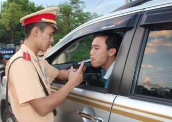 Từ ngày 1-1-2020, uống rượu, bia lái xe ôtô bị phạt từ 30-40 triệu đồng