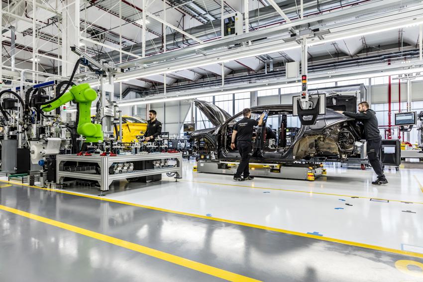Lamborghini nhà tuyển dụng hàng đầu Italia 2020