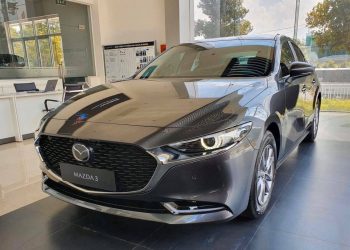 Cận cảnh Mazda3 2020 phiên bản Premium giá 839 triệu đồng tại Việt Nam - 1