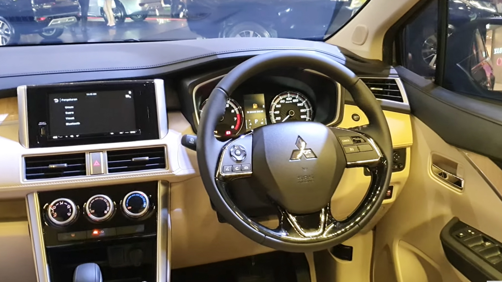 Ra mắt Mitsubishi Xpander 2020 bản nâng cấp, có thêm bệ tỳ tay - 6