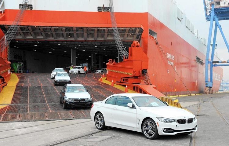 Ô tô nhập khẩu giảm mạnh trong tháng 1-2020