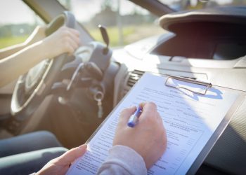 Bằng lái xe thật mà không thật