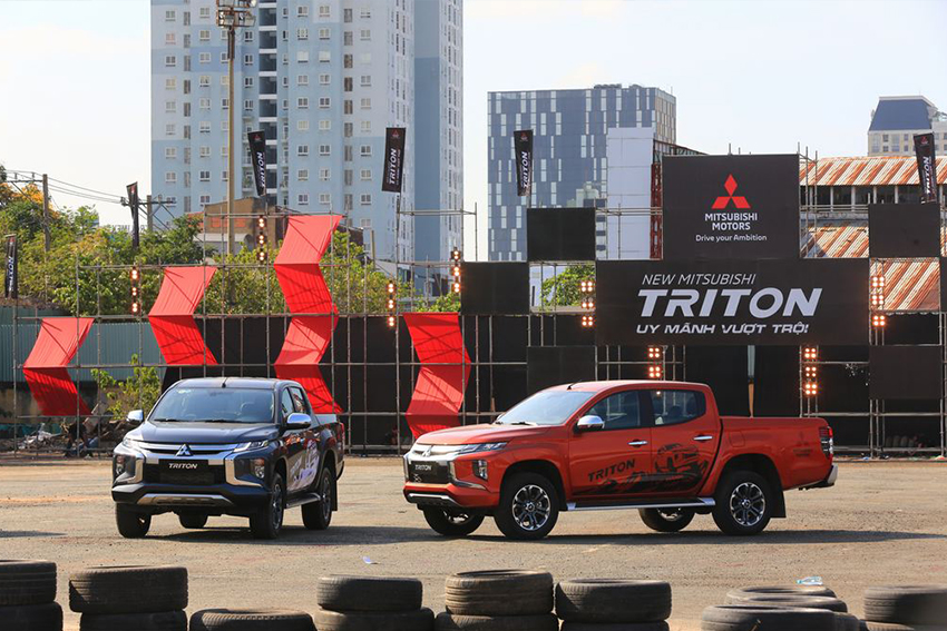 Mitsubishi Triton 4×4 AT đời 2019 giảm giá chỉ còn khoảng 680 triệu đồng - 02