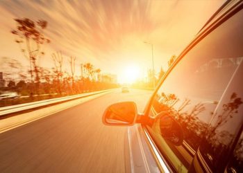 Những lưu ý khi lái xe dưới trời nắng gắt để tránh ảnh hưởng sức khỏe - 09