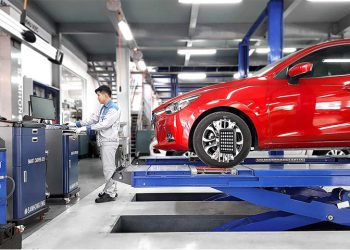 Tặng gói bảo dưỡng miễn phí cho khách hàng sở hữu xe All-New Mazda3 - 02