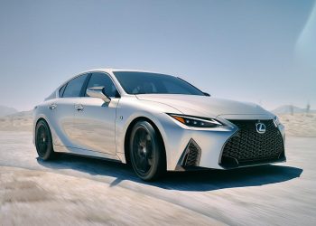 Lexus IS mới chính thức ra mắt trên toàn cầu - 5