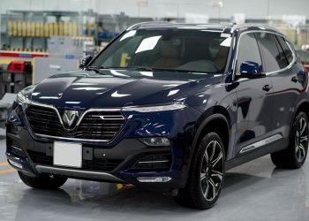 Vinfast triển khai chương trình “Trước bạ 0 đồng - Bảo hành 5 năm” cho dòng xe Lux - 2