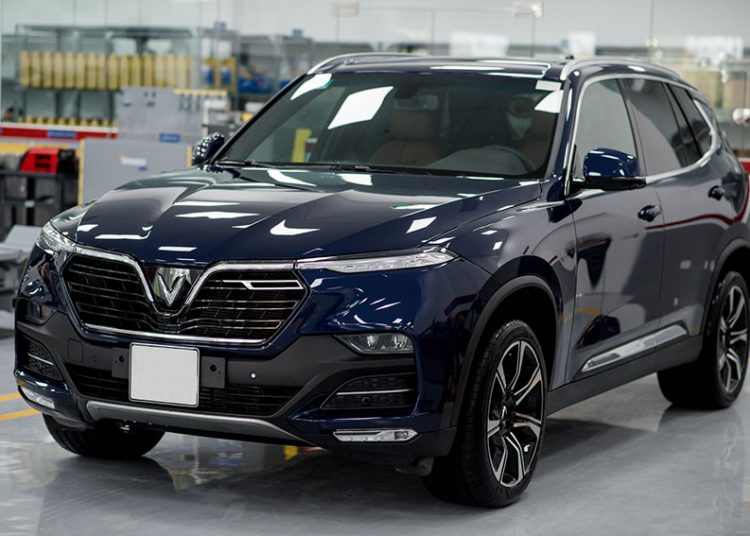 Vinfast triển khai chương trình “Trước bạ 0 đồng - Bảo hành 5 năm” cho dòng xe Lux - 2