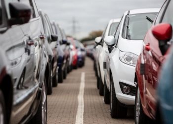 Số lượng ô tô nhập khẩu tiếp tục giảm trong tháng 5