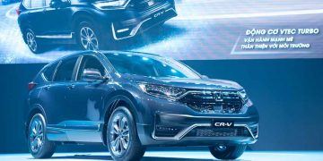 Honda CR-V 2020 trang bị gói an toàn Sensing ra mắt tại Việt Nam, giá từ 998 triệu đồng