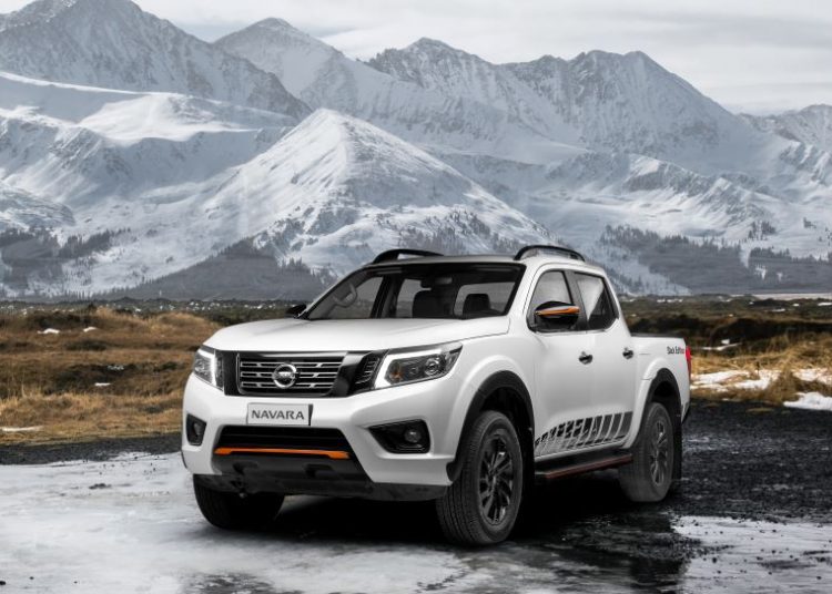 Nissan giới thiệu phiên bản mới Navara Black Edition A-IVI giá 845 triệu đồng