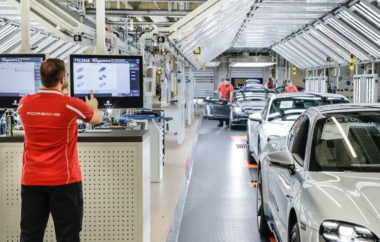 6 tháng đầu năm 2020, Porsche đã giao 116.964 xe trên toàn cầu